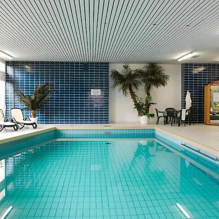 Komfortables In Mit Terrasse, Gemeinsamem Pool Und Garten Und Panoramablick 公寓